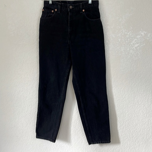 Vintage 90’s Levi’s 551‎ Relaxed Fit Black Jeans.